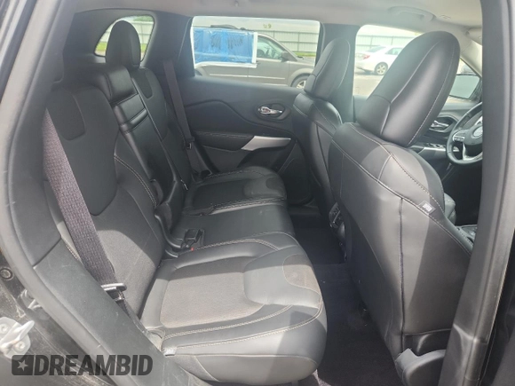 2018 Jeep Cherokee Latitude Plus with VIN 1C4PJMLX3JD572279, listed as a Copart auction lot 61975555 with 89,829 mi miles and Non repairable. Bid and sale history available at DreamBid. Image 11.