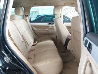 2008 Volkswagen Touareg 2 V6 with VIN WVGBE77L98D076917, listed as a IAAI auction lot 41934902 with 193,481 mi miles. Bid and sale history available at carsss.com. Image 8.