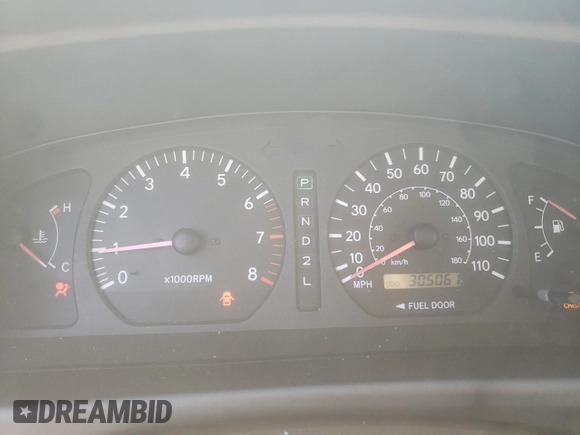 2000 Toyota Sienna LE with VIN 4T3ZF13C8YU219698, listed as a Copart auction lot 59733984 with 305,061 mi miles and Salvage Title. Bid and sale history available at carsss.com. Image 10.