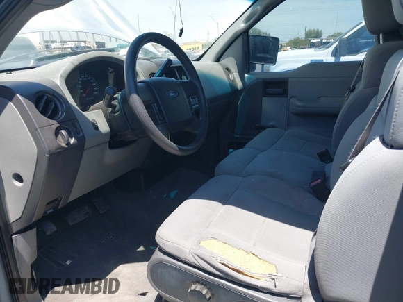 2004 Ford F-150 STX with VIN 1FTRX12WX4NA91393, listed as a IAAI auction lot 42169838 with 259,197 mi miles and . Bid and sale history available at carsss.com. Image 12.