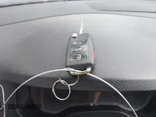 2011 Volkswagen Jetta SE z VIN 3VWDZ7AJ0BM362401, wystawiony jako IAAI lot #42549312 z przebiegiem 161 093 mil mil oraz . Historia ofert i sprzedaży dostępna na DreamBid. Obrazek 11.