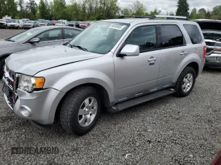 2010 Ford Escape Limited z VIN 1FMCU0EG9AKA54244, wystawiony jako Copart lot #56930955 z przebiegiem 88 496 mil mil oraz Szkoda całkowita • Salvage title. Historia ofert i sprzedaży dostępna na DreamBid. Obrazek 1.