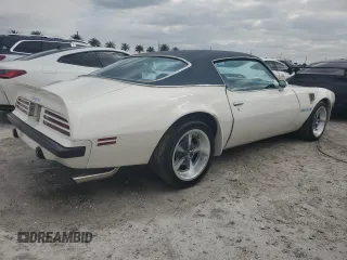 1974 Pontiac Firebird z VIN 2V87X4N121706, wystawiony jako Copart lot #77156494 z przebiegiem 2359 mil mil oraz Nie do naprawy. Historia ofert i sprzedaży dostępna na DreamBid. Obrazek 3.