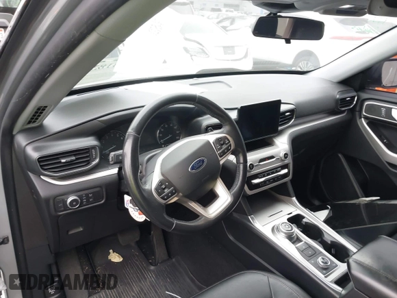 2020 Ford Explorer XLT z VIN 1FMSK8DH9LGC47171, wystawiony jako IAAI lot #41831263 z przebiegiem 78 679 mil mil oraz . Historia ofert i sprzedaży dostępna na DreamBid. Obrazek 21.