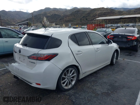 2013 Lexus CT 200h with VIN JTHKD5BH3D2139948, listed as a IAAI auction lot 41686498 with 149,151 mi miles and . Bid and sale history available at DreamBid. Image 4.