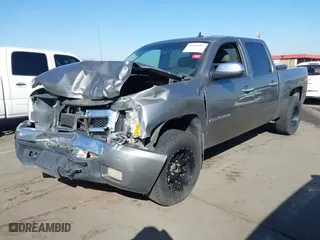 2007 Chevrolet Silverado 1500 LTZ with VIN 3GCEK13M97G532406, listed as a IAAI auction lot 41656915 with 243,909 mi miles. Bid and sale history available at carsss.com. Image 18.