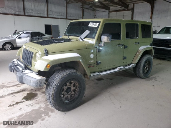 2013 Jeep Wrangler Unlimited Sahara with VIN 1C4BJWEG2DL662696, listed as a Copart auction lot 47369455 with 186,289 mi miles and Salvage Title. Bid and sale history available at carsss.com. Image 1.