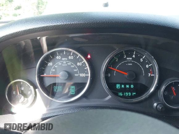 2015 Jeep Wrangler Unlimited Sport with VIN 1C4BJWDG2FL518487, listed as a IAAI auction lot 42593022 with 161,991 mi miles and . Bid and sale history available at DreamBid. Image 7.