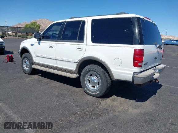 2002 Ford Expedition Eddie Bauer with VIN 1FMPU18L22LA27043, listed as a IAAI auction lot 42828972 with 220,319 mi miles and . Bid and sale history available at DreamBid. Image 3.