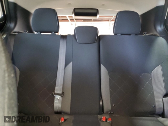 2019 Nissan Kicks S with VIN 3N1CP5CU4KL561427, listed as a Copart auction lot 52335125 with 34,035 mi miles and Salvage Title. Bid and sale history available at DreamBid. Image 10.
