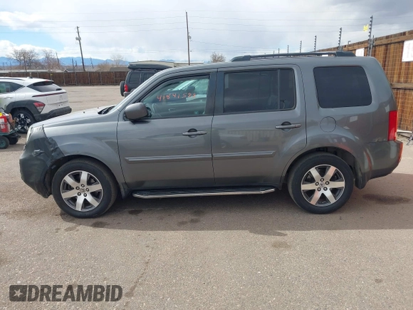 2011 Honda Pilot EX-L with VIN 5FNYF4H65BB066162, listed as a IAAI auction lot 41841588 with 387,036 mi miles and . Bid and sale history available at carsss.com. Image 14.