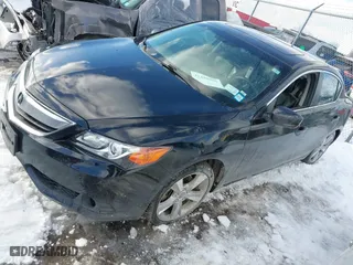 2013 Acura ILX 2.4L Premium Pkg with VIN 19VDE2E51DE000596, listed as a IAAI auction lot 41498960 with NaN miles. Bid and sale history available at carsss.com. Image 17.