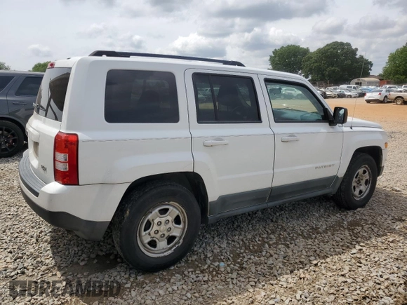 2011 Jeep Patriot Latitude with VIN 1J4NT1GBXBD178336, listed as a Copart auction lot 56512915 with 183,036 mi miles and Clean Title. Bid and sale history available at DreamBid. Image 3.