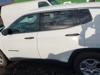 2022 Jeep Compass Sport z VIN 3C4NJCAB4NT121306, wystawiony jako IAAI lot #41763183 z przebiegiem 20 589 mil mil oraz . Historia ofert i sprzedaży dostępna na DreamBid. Obrazek 15.