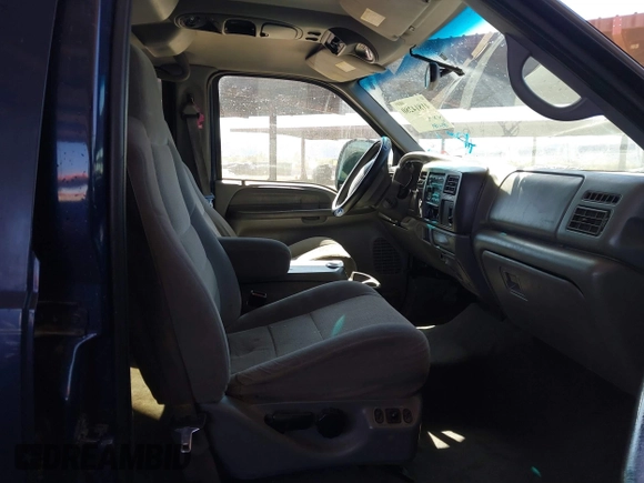 2002 Ford Excursion Special Serv с VIN 1FMNU40L62ED50097, выставлен на аукционе IAAI как лот 41814280 с пробегом 185 478 миль миль и . История ставок и продаж доступна на DreamBid. Изображение 5.