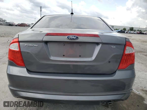 2010 Ford Fusion SE z VIN 3FAHP0HA3AR387128, wystawiony jako Copart lot #59149735 z przebiegiem Nie podano mil oraz Nie do naprawy • Non repairable. Historia ofert i sprzedaży dostępna na DreamBid. Obrazek 6.