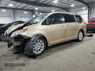 2013 Toyota Sienna XLE with VIN 5TDDK3DCXDS054751, listed as a Copart auction lot 54004715 with 72,627 mi miles and Salvage title. Bid and sale history available at DreamBid. Image 1.