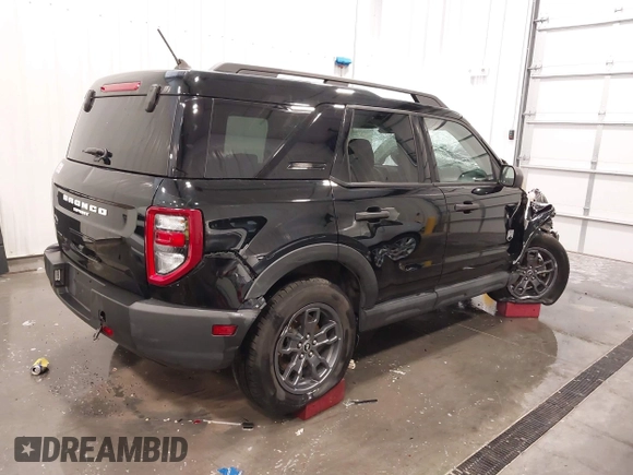 2021 Ford Bronco Sport Big Bend z VIN 3FMCR9B62MRA26576, wystawiony jako IAAI lot #42041497 z przebiegiem 28 333 mil mil oraz . Historia ofert i sprzedaży dostępna na DreamBid. Obrazek 4.