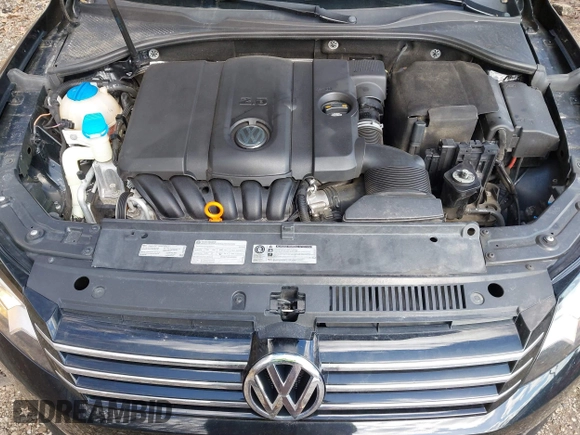 2013 Volkswagen Passat SE w/Sunroof & Nav with VIN 1VWBP7A35DC133246, listed as a IAAI auction lot 41972079 with 97,785 mi miles. Bid and sale history available at carsss.com. Image 10.