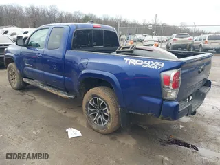 2022 Toyota Tacoma 4WD SR with VIN 3TYSZ5AN1NT098292, listed as a IAAI auction lot 41145029 with 48,853 mi miles. Bid and sale history available at carsss.com. Image 3.