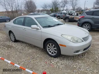 2003 Lexus ES 300 with VIN JTHBF30G330101610, listed as a IAAI auction lot 42010075 with 178,796 mi miles. Bid and sale history available at carsss.com. Image 1.