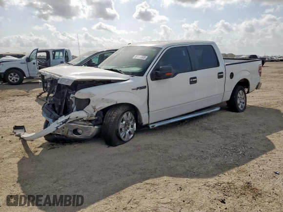 2011 Ford F-150 XL with VIN 1FTFW1CF8BFD26935, listed as a Copart auction lot 61136505 with 221,293 mi miles and Clean title. Bid and sale history available at DreamBid. Image 1.