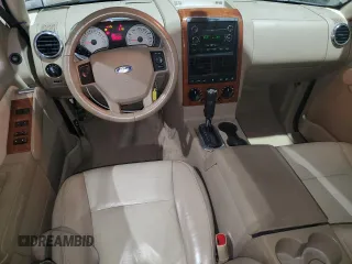 2008 Ford Explorer Eddie Bauer z VIN 1FMEU74E18UA93961, wystawiony jako Copart lot #58589875 z przebiegiem 169 443 mil mil oraz Szkoda całkowita • Salvage title. Historia ofert i sprzedaży dostępna na DreamBid. Obrazek 8.