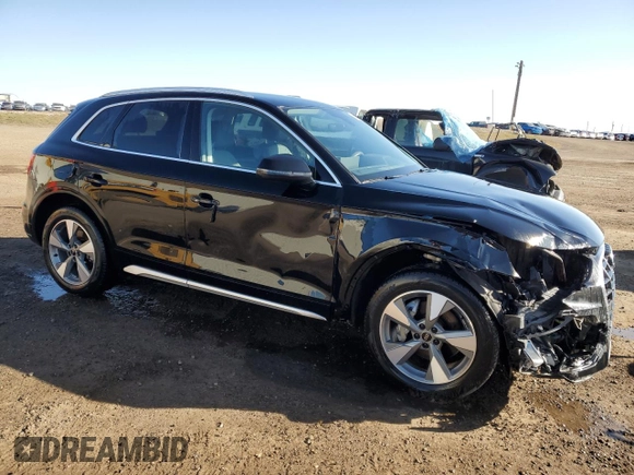 2024 Audi Q5 Komfort with VIN WA1AAAFY0R2062076, listed as a Copart auction lot 52988995 with 24,663 mi miles and Salvage Title. Bid and sale history available at carsss.com. Image 4.