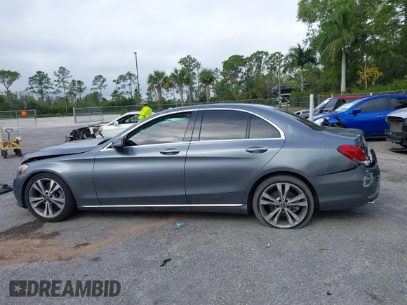 2018 Mercedes-Benz C 300 with VIN 55SWF4JBXJU265610, listed as a IAAI auction lot 41626070 with 46,071 mi miles and . Bid and sale history available at DreamBid. Image 15.