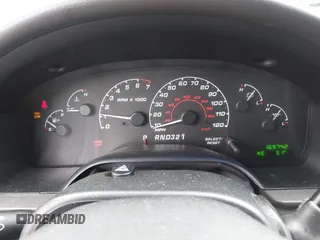 2002 Ford Explorer XLT z VIN 1FMZU73E42ZB66396, wystawiony jako IAAI lot #41919878 z przebiegiem 169 742 mil mil oraz . Historia ofert i sprzedaży dostępna na DreamBid. Obrazek 7.