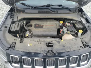 2018 Jeep Compass Latitude with VIN 3C4NJDBBXJT253193, listed as a Copart auction lot 61025465 with 80,850 mi miles and Salvage title. Bid and sale history available at DreamBid. Image 12.