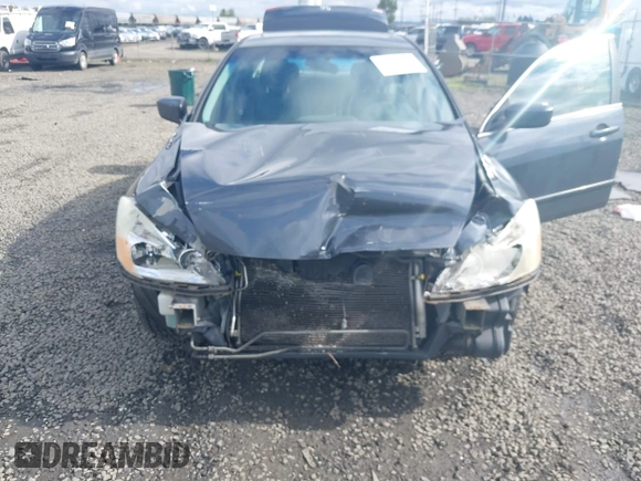2003 Honda Accord EX z VIN 1HGCM66573A050448, wystawiony jako IAAI lot #42024068 z przebiegiem 207 684 mil mil oraz . Historia ofert i sprzedaży dostępna na DreamBid. Obrazek 6.