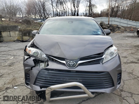 2020 Toyota Sienna LE with VIN 5TDJZ3DCXLS231778, listed as a Copart auction lot 85892214 with 118,026 mi miles and Salvage title. Bid and sale history available at DreamBid. Image 5.