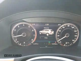2019 Volkswagen Atlas SEL Premium z VIN 1V2NR2CA5KC524661, wystawiony jako Copart lot #50815745 z przebiegiem 134 940 mil mil oraz Szkoda całkowita • Salvage title. Historia ofert i sprzedaży dostępna na DreamBid. Obrazek 9.