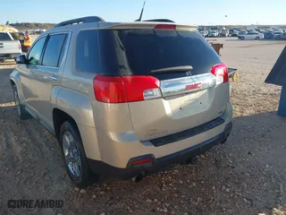 2012 GMC Terrain SLT-1 with VIN 2GKFLUE50C6192422, listed as a IAAI auction lot 41332803 with 200,666 mi miles. Bid and sale history available at carsss.com. Image 3.