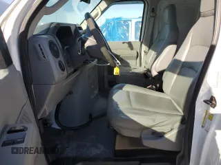 2013 Ford Econoline Cargo Commercial z VIN 1FTNE1EW2DDA76599, wystawiony jako Copart lot #41764135 z przebiegiem 183 955 mil mil oraz Czysty tytuł • Clean title. Historia ofert i sprzedaży dostępna na DreamBid. Obrazek 7.