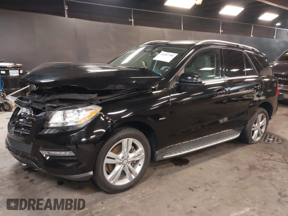 2012 Mercedes-Benz M ML 350 with VIN 4JGDA5HB7CA026607, listed as a IAAI auction lot 41687785 with 89,161 mi miles. Bid and sale history available at carsss.com. Image 2.