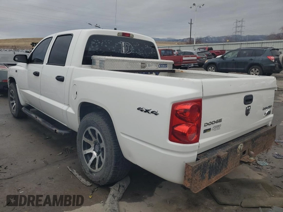 2011 Ram Dakota Bighorn/Lonestar with VIN 1D7RW3GP7BS638740, listed as a Copart auction lot 88751675 with 184,097 mi miles and Salvage Title. Bid and sale history available at carsss.com. Image 2.