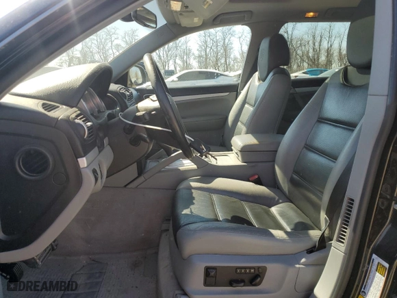 2006 Porsche Cayenne S with VIN WP1AB29P16LA69974, listed as a Copart auction lot 48086685 with 138,996 mi miles and Salvage Title. Bid and sale history available at carsss.com. Image 7.