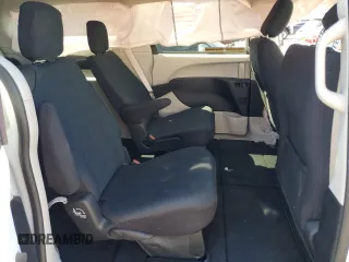 2023 Chrysler Voyager LX z VIN 2C4RC1CG7PR561891, wystawiony jako Copart lot #45159005 z przebiegiem 18 218 mil mil oraz Szkoda całkowita • Salvage title. Historia ofert i sprzedaży dostępna na DreamBid. Obrazek 11.