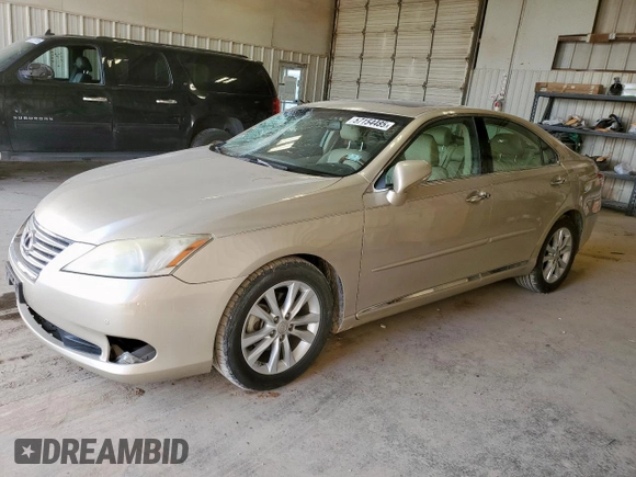2010 Lexus ES 330 z VIN JTHBK1EG2A2409751, wystawiony jako Copart lot #57154485 z przebiegiem 103 033 mil mil oraz Szkoda całkowita • Salvage title. Historia ofert i sprzedaży dostępna na DreamBid. Obrazek 1.