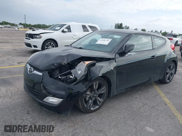 2017 Hyundai Veloster Value Edition with VIN KMHTC6AD9HU317347, listed as a IAAI auction lot 41800746 with 32,550 mi miles. Bid and sale history available at carsss.com. Image 20.