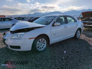 2008 Mercury Milan with VIN 3MEHM07Z68R647363, listed as a Copart auction lot 44251835 with 155,907 mi miles and Salvage Title. Bid and sale history available at carsss.com. Image 1.