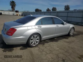 2010 Mercedes-Benz S 400 with VIN WDDNG9FBXAA318000, listed as a Copart auction lot 50596055 with 81,826 mi miles and Clean Title. Bid and sale history available at DreamBid. Image 3.