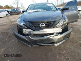 2018 Nissan Altima SV with VIN 1N4AL3APXJC296000, listed as a IAAI auction lot 41136829 with 53,975 mi miles and . Bid and sale history available at carsss.com. Image 6.