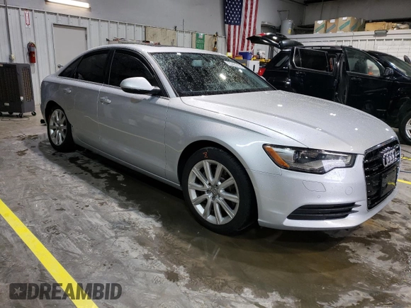 2015 Audi A6 Premium Plus z VIN WAUGFAFCXFN008670, wystawiony jako Copart lot #55423105 z przebiegiem 104 629 mil mil oraz Szkoda całkowita • Salvage title. Historia ofert i sprzedaży dostępna na DreamBid. Obrazek 4.