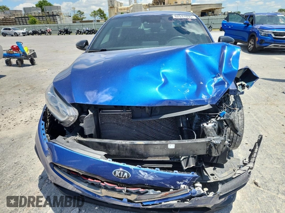 2021 Kia Forte GT-Line with VIN 3KPF34AD1ME342001, listed as a Copart auction lot 62531695 with 40,448 mi miles and Salvage title. Bid and sale history available at DreamBid. Image 5.