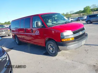 2012 Chevrolet Express Passenger 1LT z VIN 1GAZG1FA1C1191489, wystawiony jako IAAI lot #42302947 z przebiegiem 209 618 mil mil oraz . Historia ofert i sprzedaży dostępna na DreamBid. Obrazek 1.