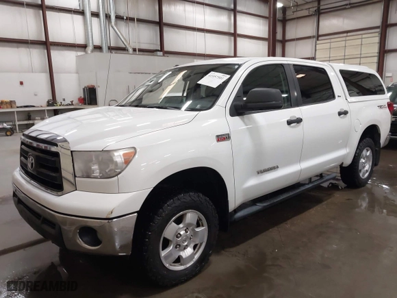 2013 Toyota Tundra 4WD Truck with VIN 5TFDY5F13DX313385, listed as a IAAI auction lot 41957501 with 161,469 mi miles. Bid and sale history available at carsss.com. Image 19.