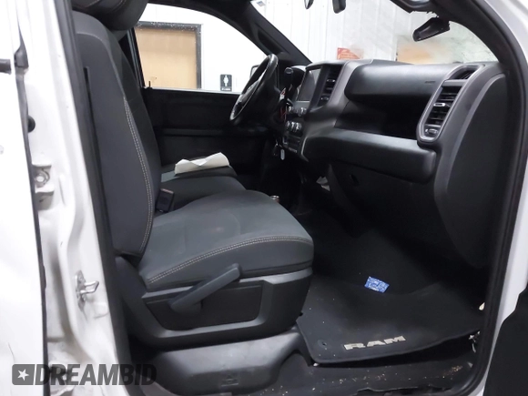 2022 Ram 2500 Tradesman with VIN 3C6UR5CL7NG169467, listed as a IAAI auction lot 41871191 with 195,029 mi miles and . Bid and sale history available at DreamBid. Image 5.